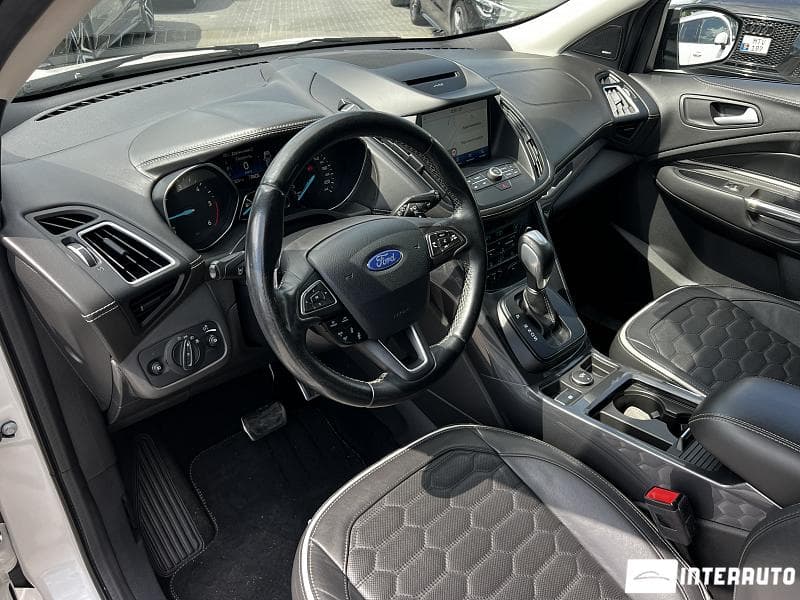 2017 Ford Kuga — Miniatură 6