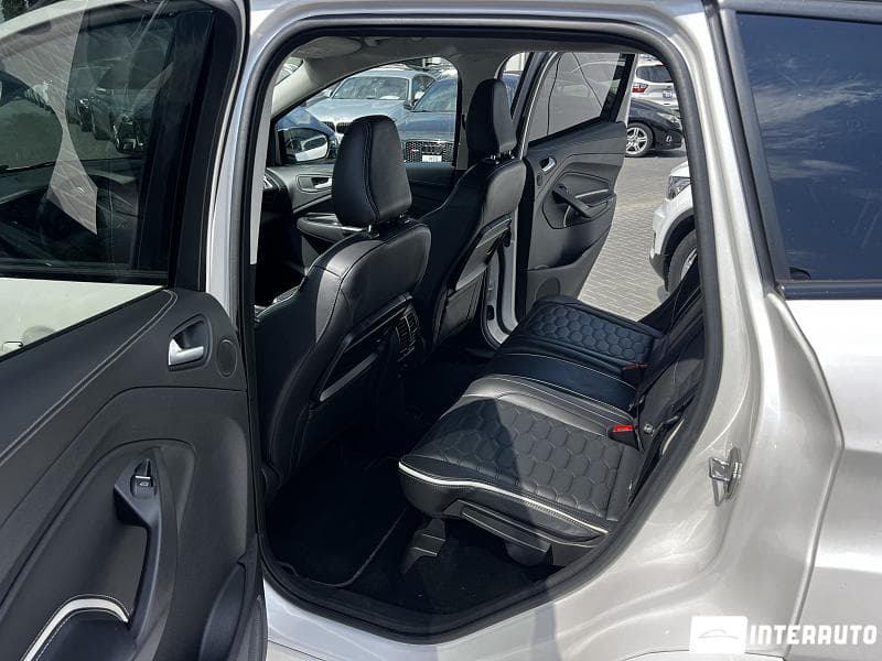 2017 Ford Kuga — Miniatură 17
