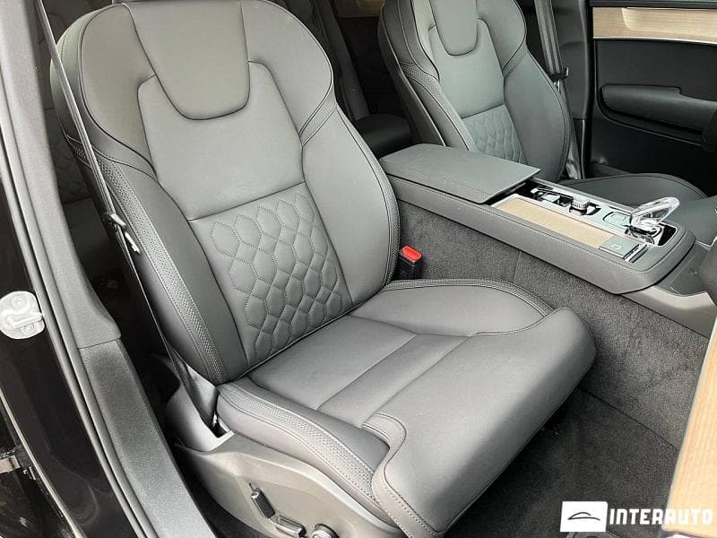2025 Volvo XC 90 — Miniatură 8