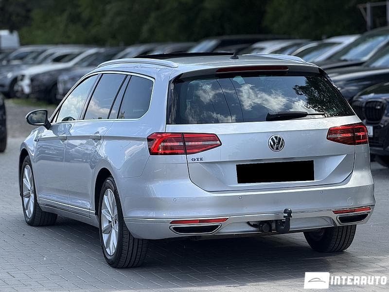 2015 Volkswagen Passat GTE — Miniatură 2