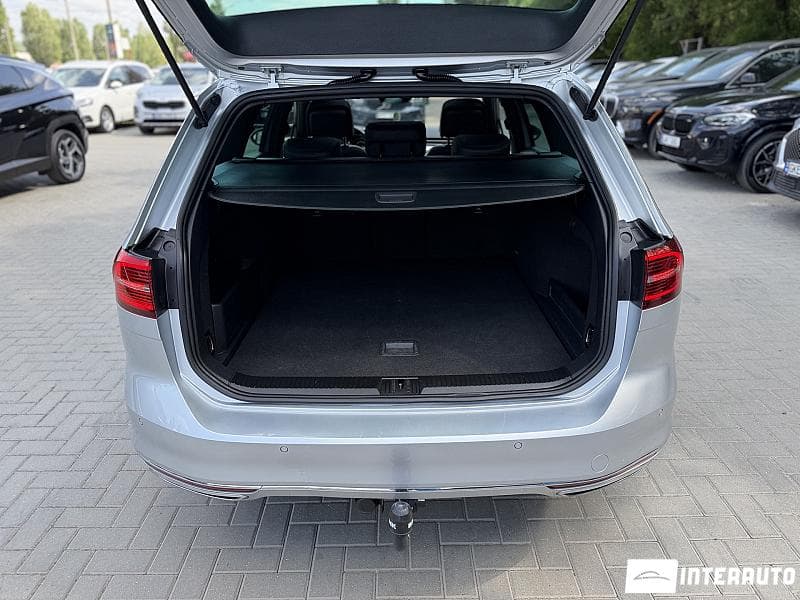 2015 Volkswagen Passat GTE — Miniatură 5