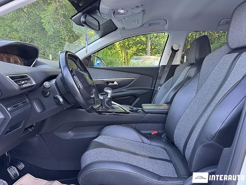 Peugeot 3008 2018 — Миниатюра 9