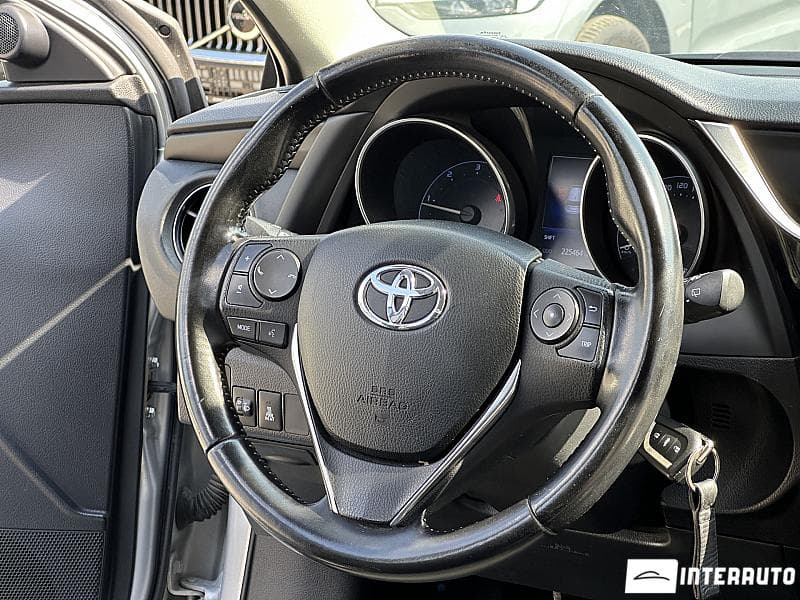 Toyota Auris 2016 — Миниатюра 7