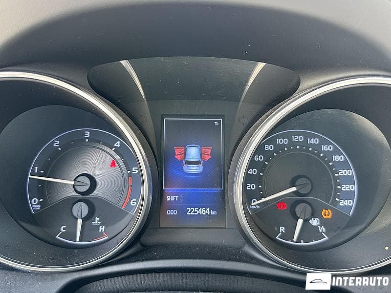 Toyota Auris 2016 — Миниатюра 8