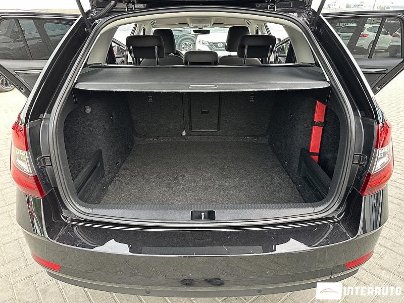 2017 Skoda Octavia — Miniatură 19