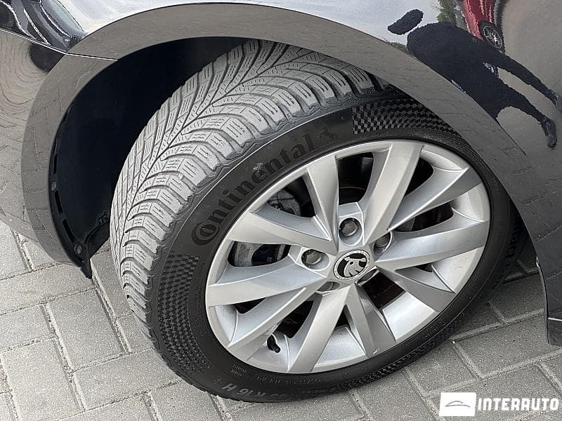 2017 Skoda Octavia — Miniatură 15