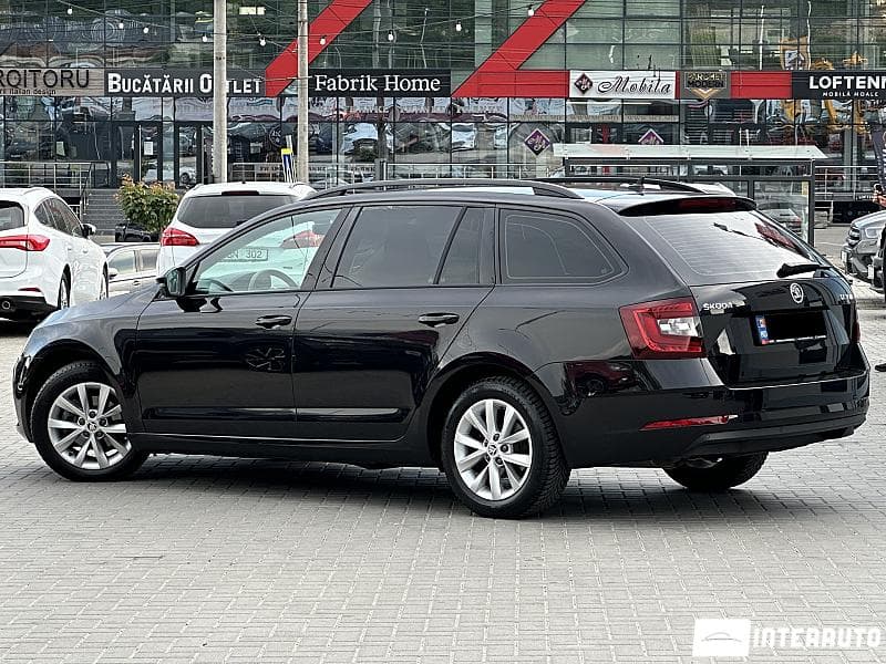 2017 Skoda Octavia — Miniatură 4