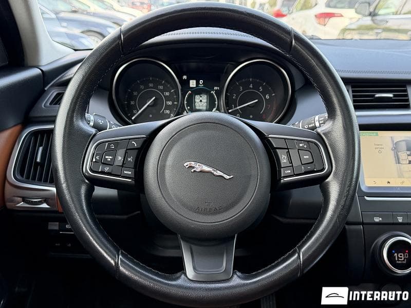 Jaguar E-Pace 2018 — Миниатюра 11