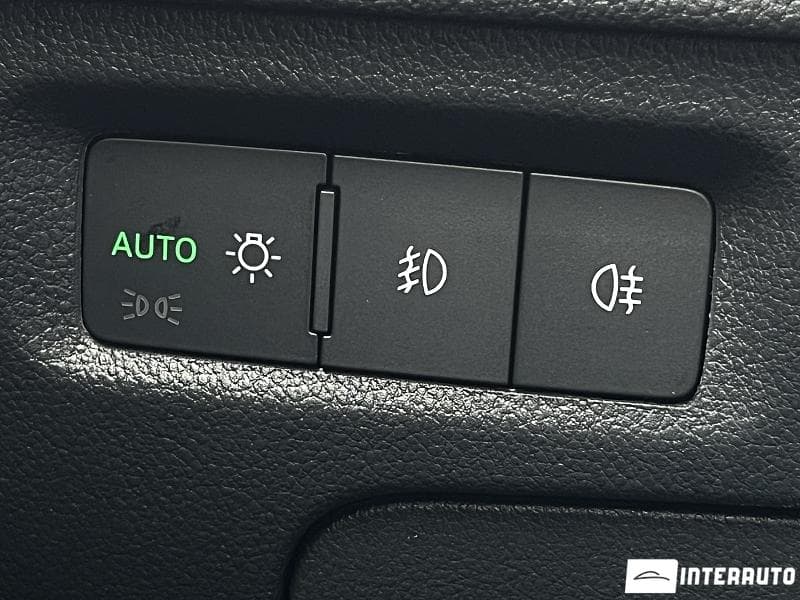 Skoda Octavia 2021 — Миниатюра 9