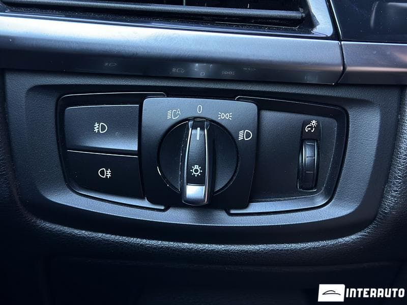 2015 BMW X5 2.5D — Miniatură 10