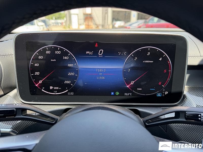 Mercedes C 220 2024 — Миниатюра 7