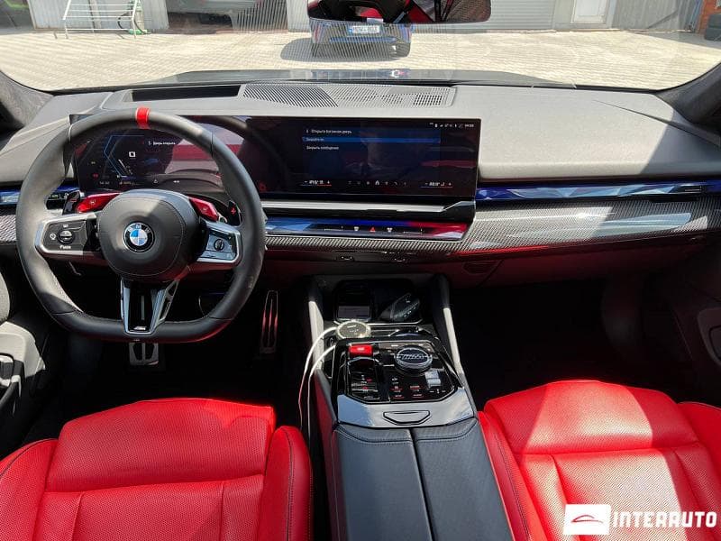 BMW M5 2025 — Миниатюра 8