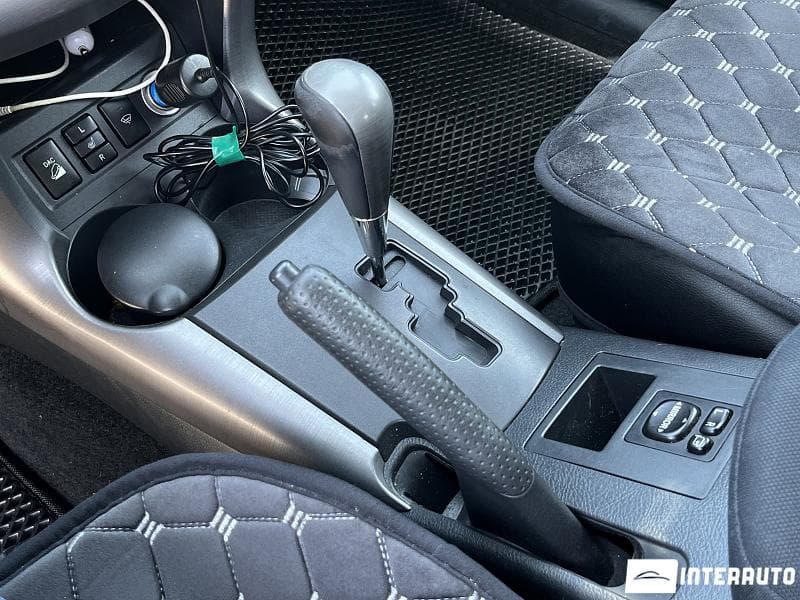 Toyota Rav-4 2008 — Миниатюра 14
