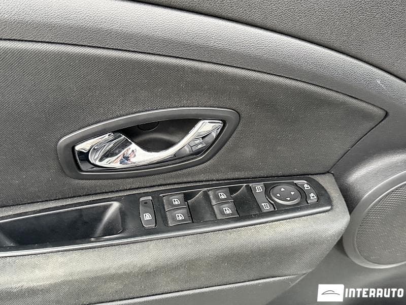 Renault Megane 2009 — Миниатюра 15