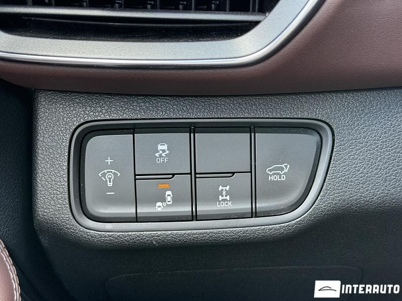 Hyundai Santa Fe 2018 — Миниатюра 12
