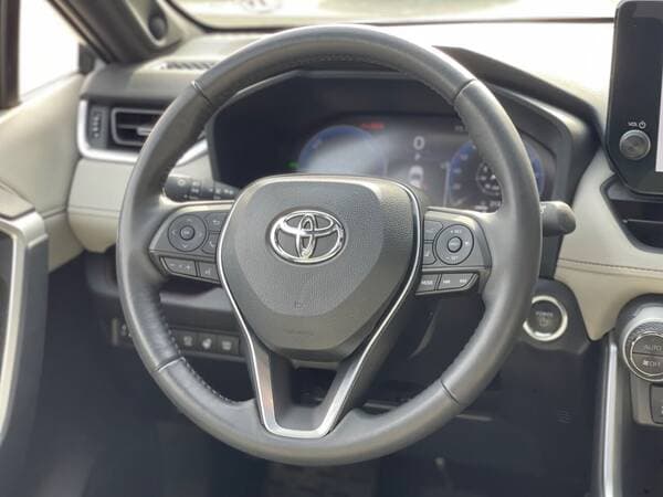 2023 Toyota Rav-4 — Miniatură 16