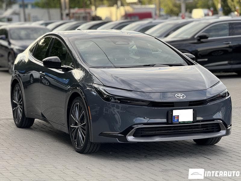 Toyota Prius 2024 — Миниатюра 3