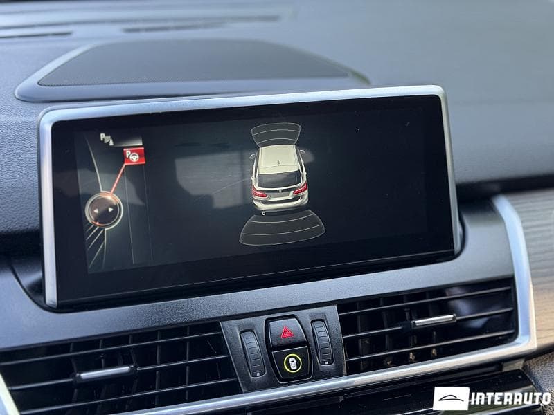 2017 BMW 225XE — Miniatură 17