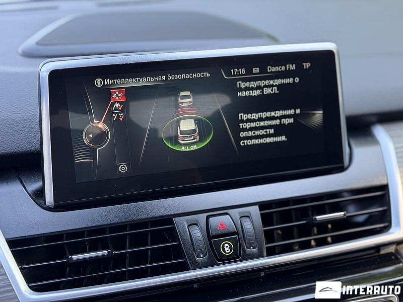 2017 BMW 225XE — Miniatură 16
