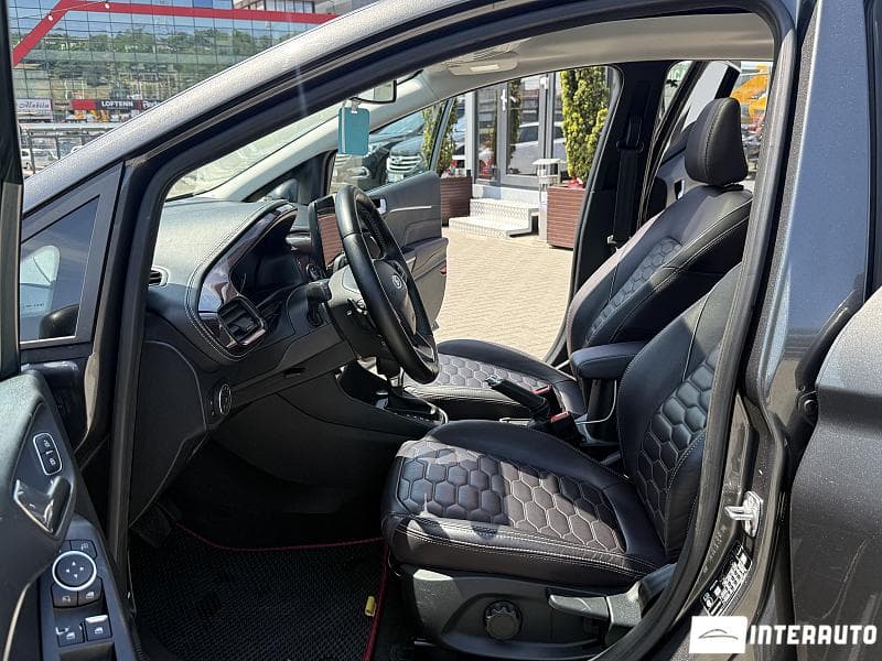 Ford Fiesta 2018 — Миниатюра 5