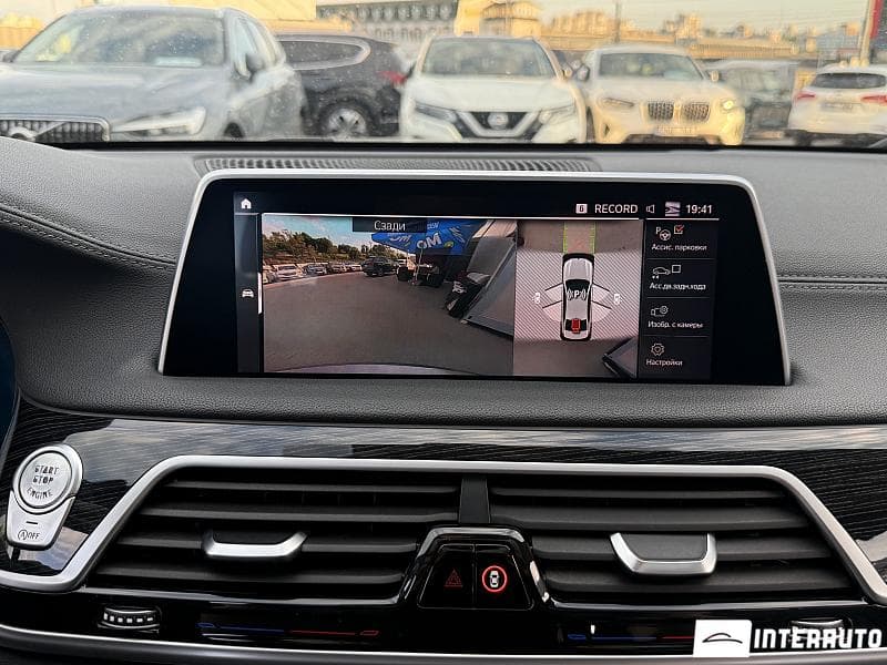 BMW 740 2019 — Миниатюра 10