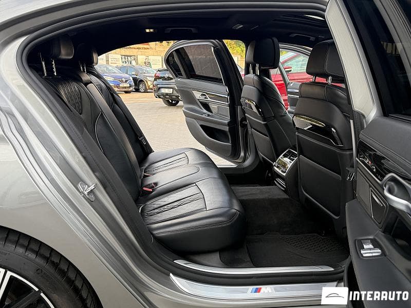 BMW 740 2019 — Миниатюра 16