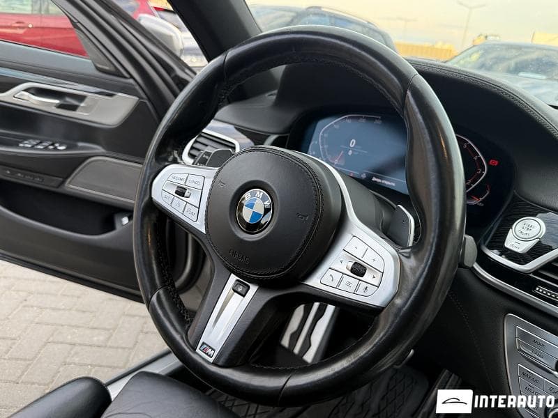BMW 740 2019 — Миниатюра 8