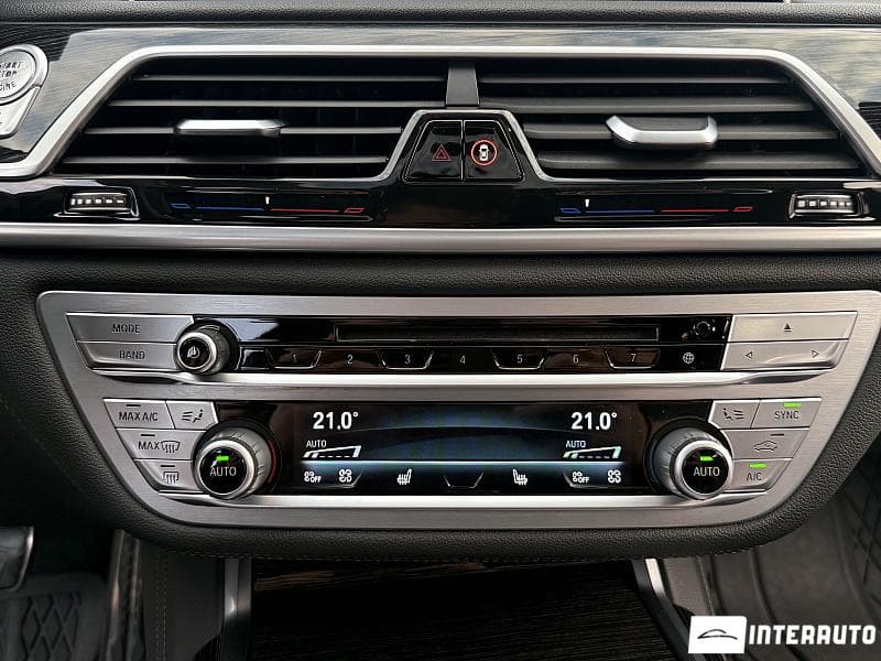 BMW 740 2019 — Миниатюра 11