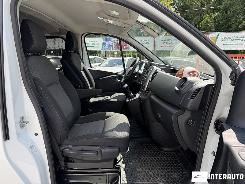 Renault Trafic 2021 — Миниатюра 6