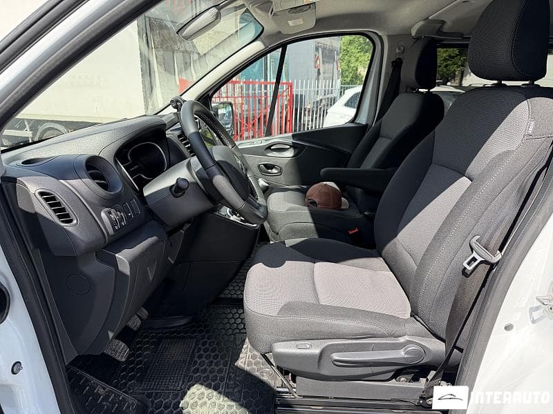 Renault Trafic 2021 — Миниатюра 5