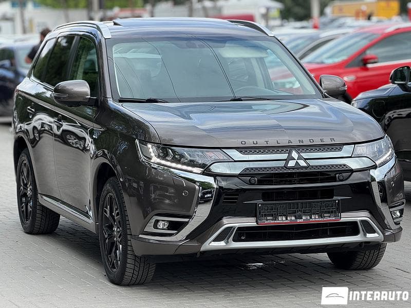 Mitsubishi Outlander 2019 — Миниатюра 3