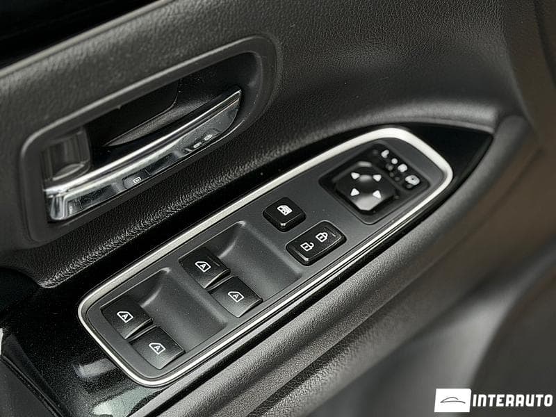 Mitsubishi Outlander 2019 — Миниатюра 7
