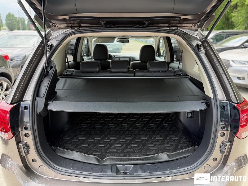 Mitsubishi Outlander 2019 — Миниатюра 24