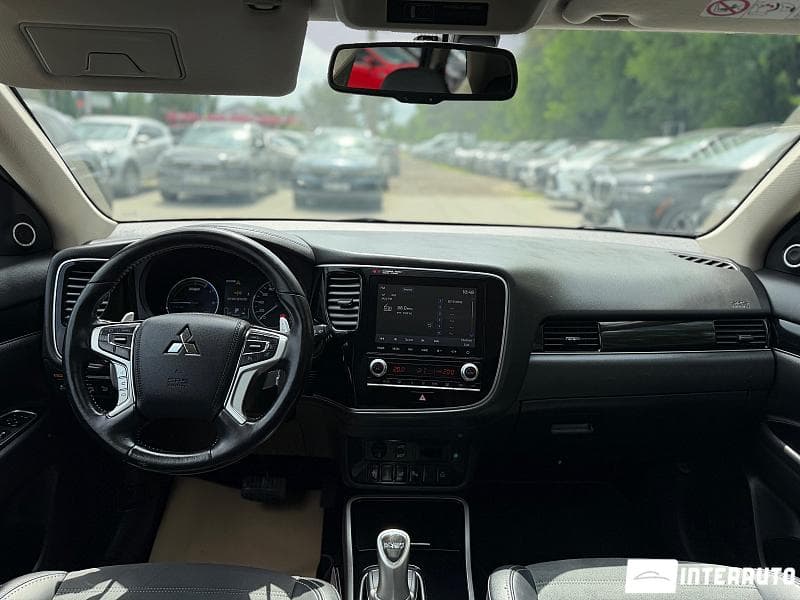 Mitsubishi Outlander 2019 — Миниатюра 21