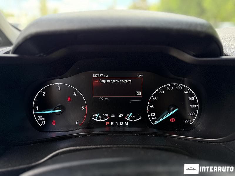 Ford Tourneo Connect 2018 — Миниатюра 12