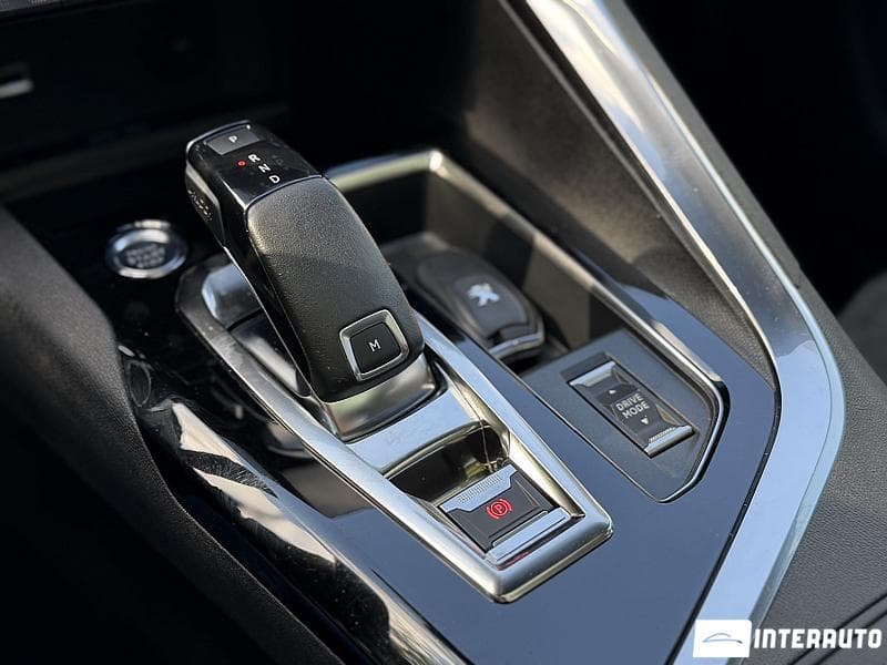 Peugeot 3008 2021 — Миниатюра 19
