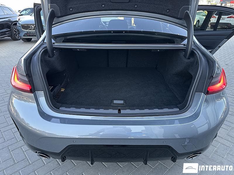 BMW 330E 2025 — Миниатюра 24