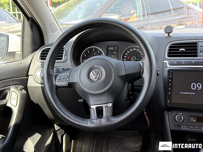 Volkswagen Polo 2012 — Миниатюра 6