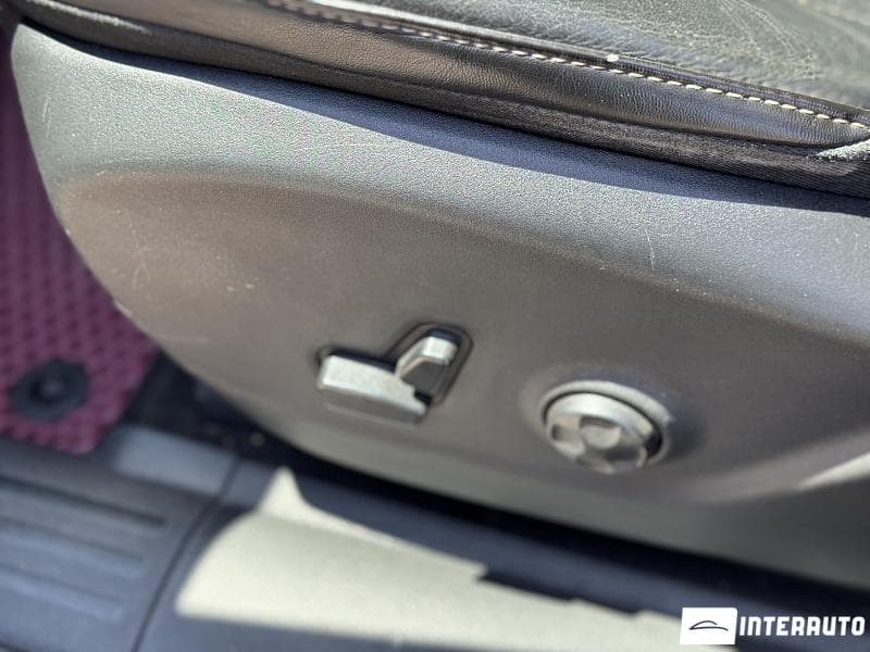 Jeep Cherokee 2015 — Миниатюра 8
