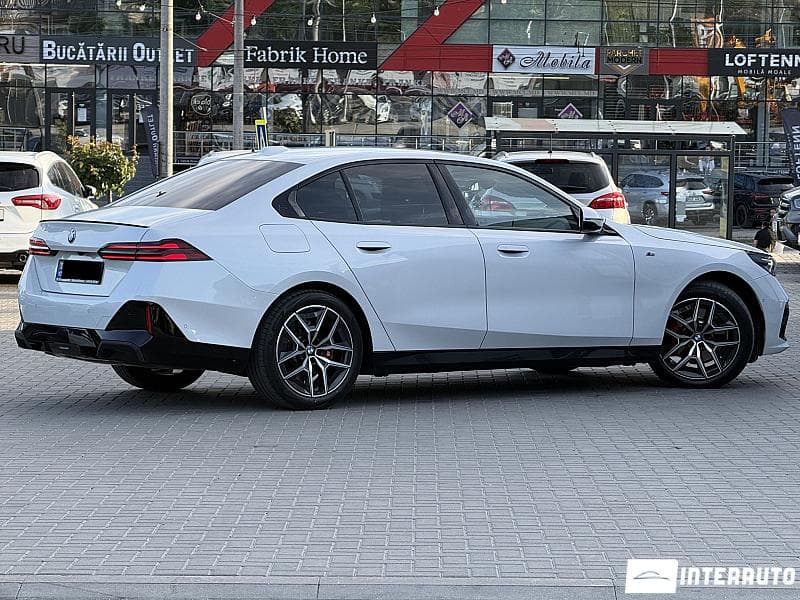 BMW 520 2023 — Миниатюра 3