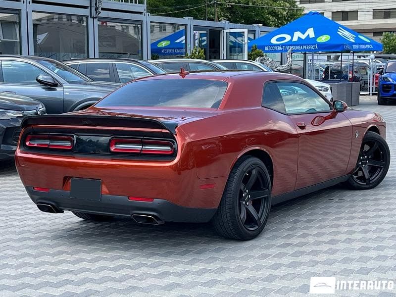 Dodge Challenger 2022 — Миниатюра 4