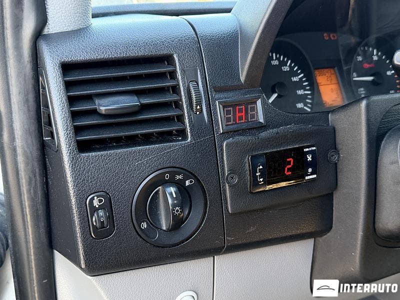 Mercedes Sprinter 2011 — Миниатюра 11