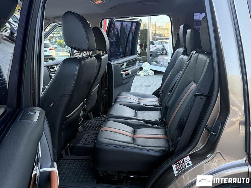 Land Rover Discovery 2011 — Миниатюра 13