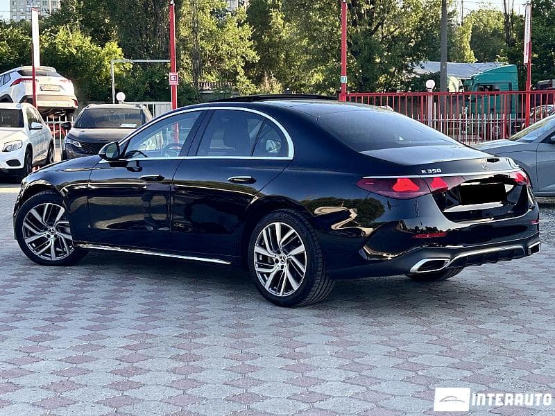 Mercedes E 350 2023 — Миниатюра 3