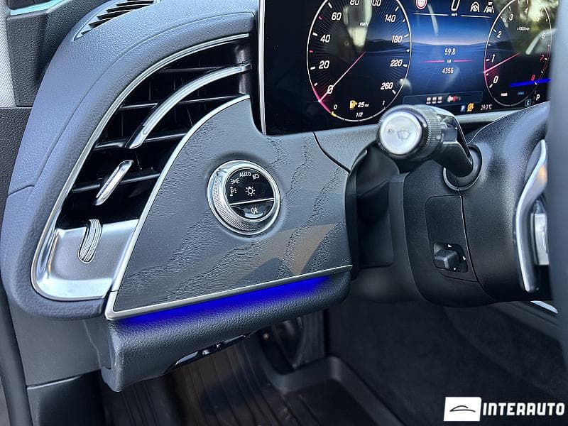 Mercedes E 350 2023 — Миниатюра 8