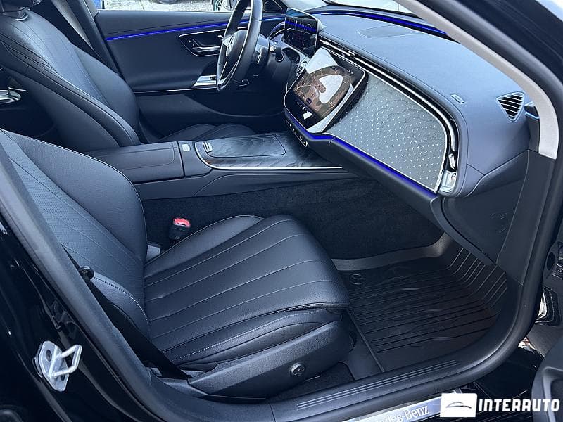 Mercedes E 350 2023 — Миниатюра 18