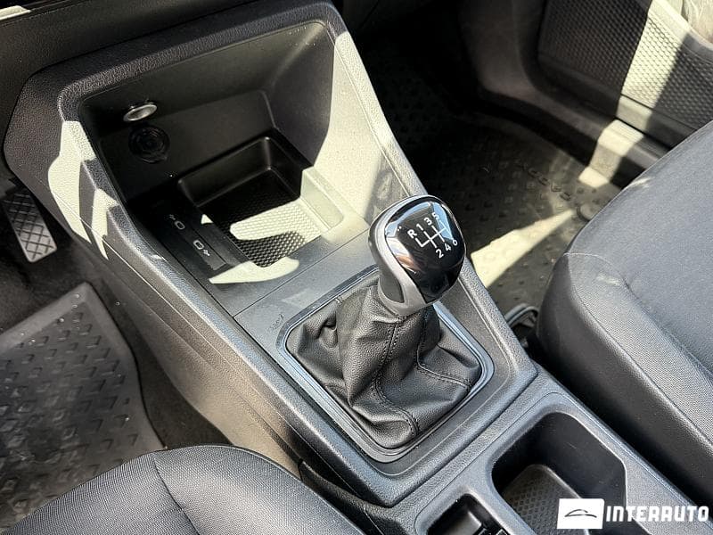 Volkswagen Caddy 2023 — Миниатюра 9