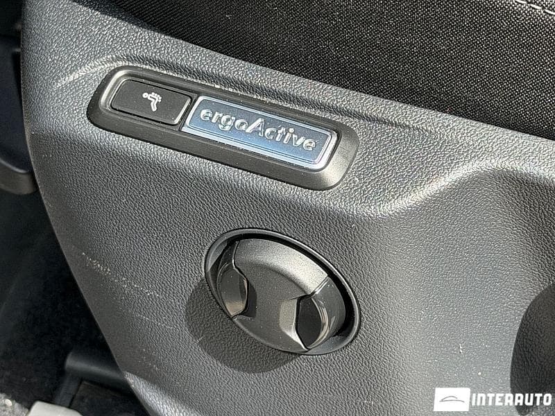 2017 Volkswagen Tiguan — Miniatură 7