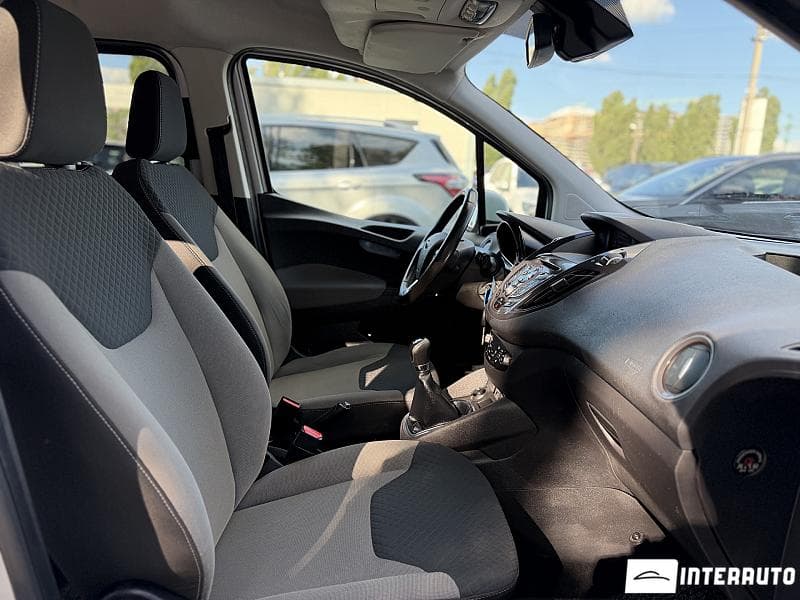 Ford Tourneo Courier 2016 — Миниатюра 19