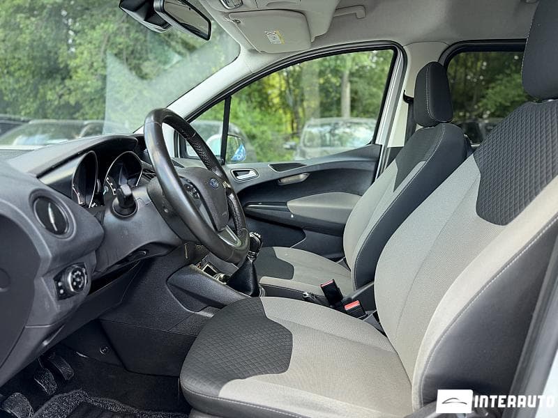 Ford Tourneo Courier 2016 — Миниатюра 7